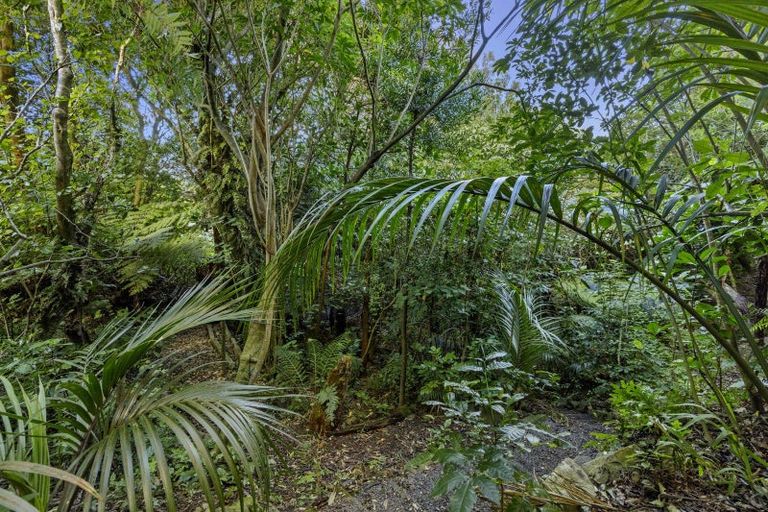 Photo of property in 14 Laurel Grove, Maungaraki, Lower Hutt, 5010