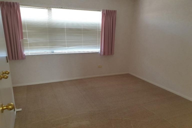 Photo of property in 41 Ngaio Street, Strandon, New Plymouth, 4312