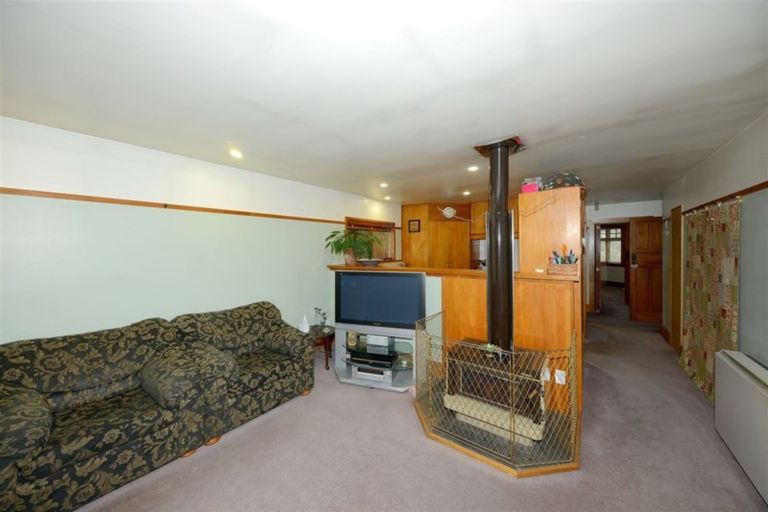 Photo of property in 90 Palatine Terrace, Saint Martins, Christchurch, 8022