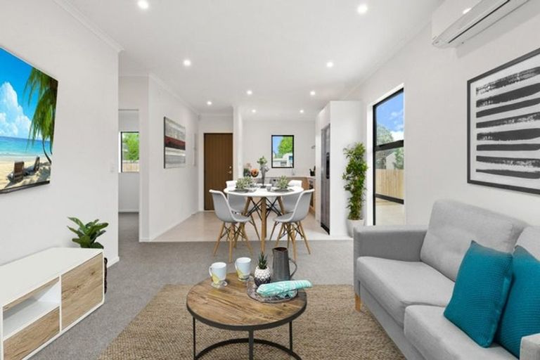 Photo of property in 23a Ventura Street, Mangere, Auckland, 2022