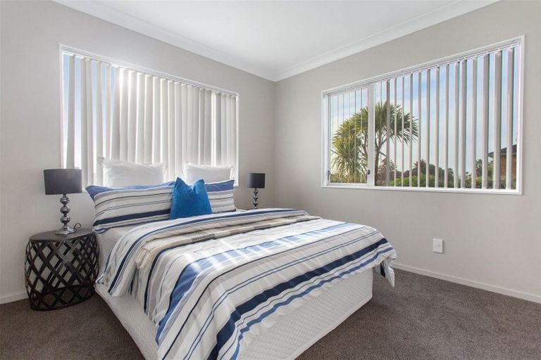 Photo of property in 2 San Marino Drive, Henderson, Auckland, 0612