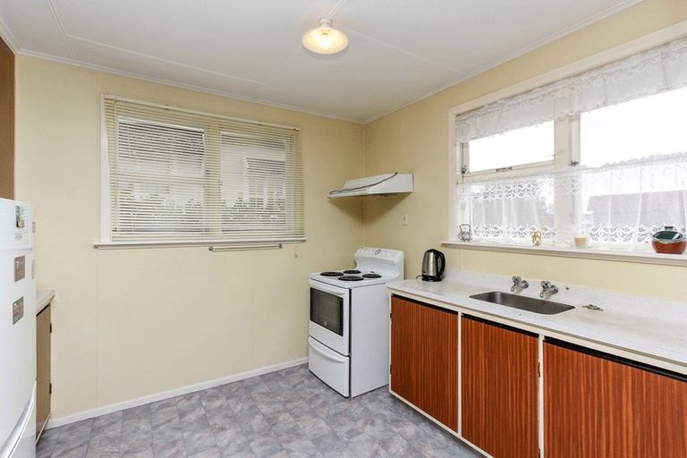 Photo of property in 62 Crownhill Street, Spotswood, New Plymouth, 4310