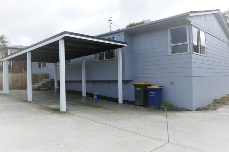 Photo of property in 62-64 Moore Street, Hillcrest, Auckland, 0627