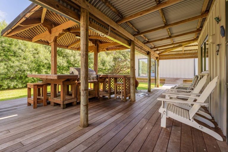 Photo of property in 616 Matarangi Drive, Matarangi, Whitianga, 3592