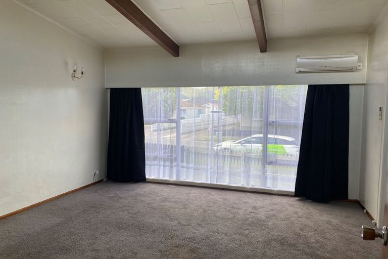 Photo of property in 14 Percy Cameron Street, Avalon, Lower Hutt, 5011
