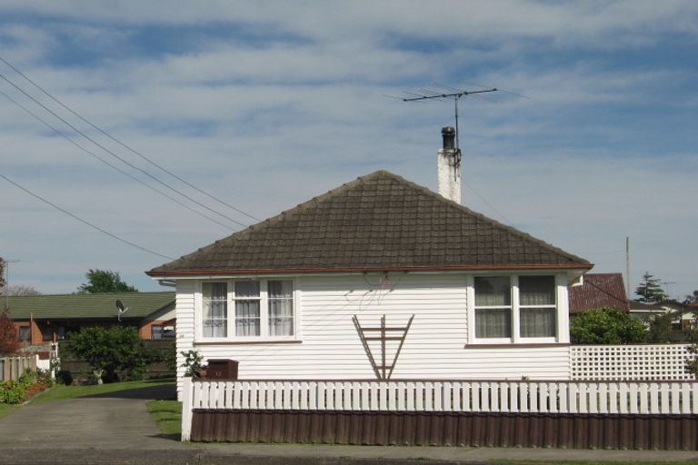 Photo of property in 12 Churchill Crescent, Te Hapara, Gisborne, 4010