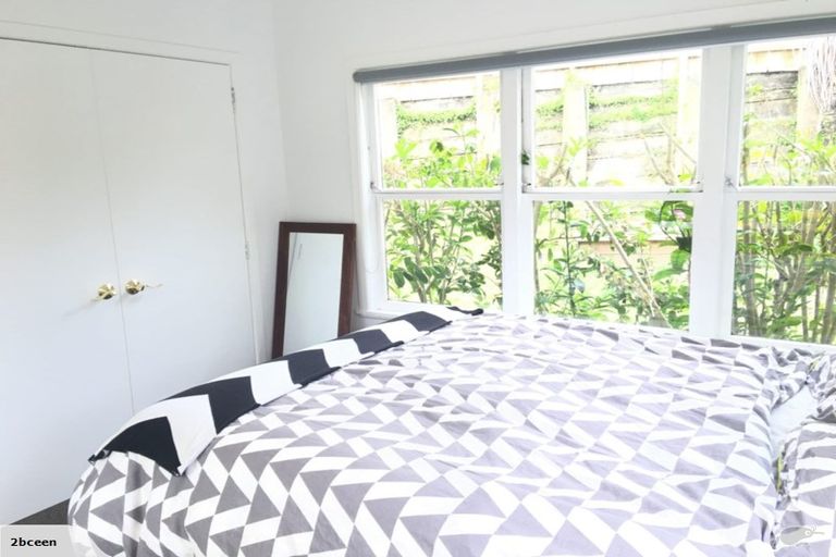 Photo of property in 960 Beach Road, Torbay, Auckland, 0630