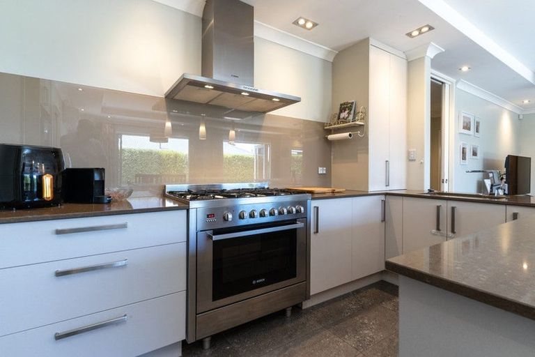 Photo of property in 125 Halswell Junction Road, Halswell, Christchurch, 8025