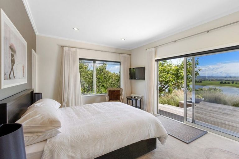 Photo of property in 292 Poraiti Road, Poraiti, Napier, 4182