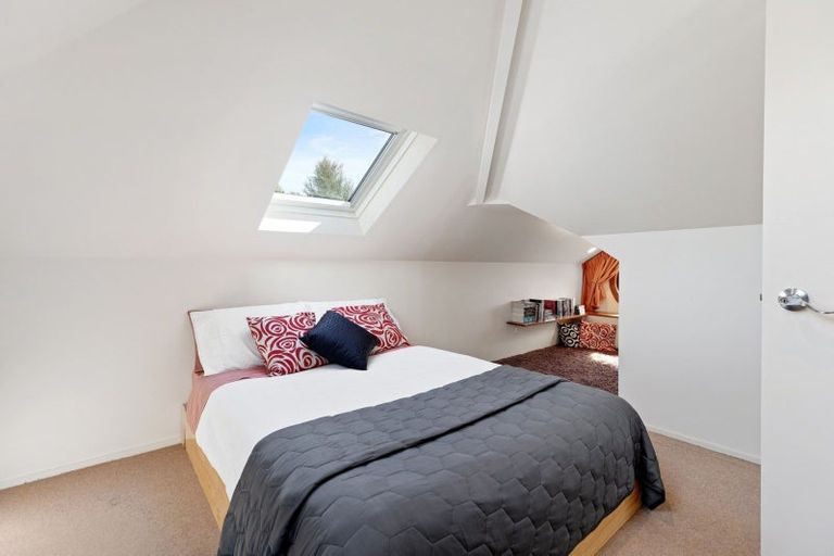 Photo of property in 84 Waitaha Road, Welcome Bay, Tauranga, 3112