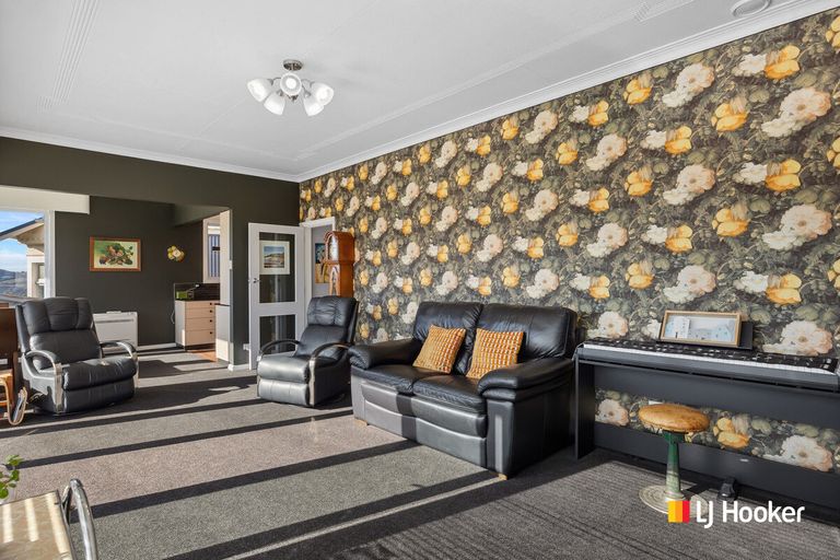 Photo of property in 45 Hawthorn Avenue, Mornington, Dunedin, 9011