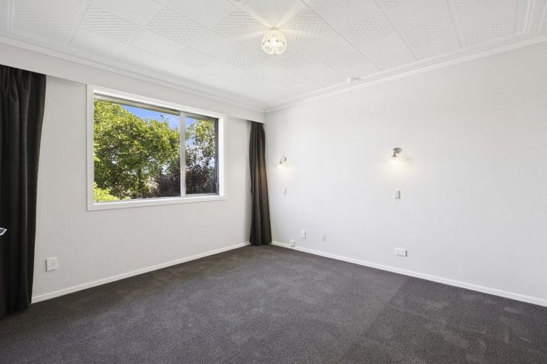Photo of property in 22 Kinmont Crescent, Kinmont Park, Mosgiel, 9024