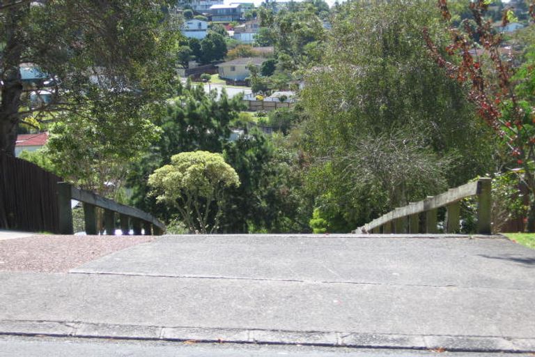 Photo of property in 35 Nor'east Drive, Northcross, Auckland, 0632