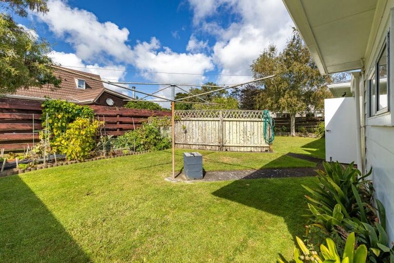 Photo of property in 4 Poplar Grove, Whalers Gate, New Plymouth, 4310
