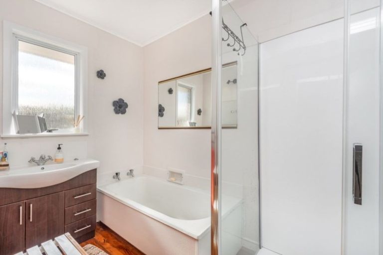 Photo of property in 24 Mcnicol Street, Fairfield, Hamilton, 3214