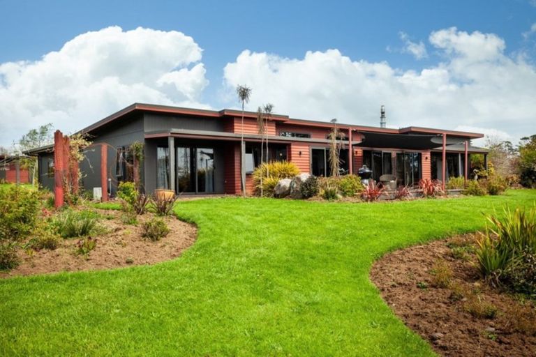 Photo of property in 421 Surrey Road, Tariki, Stratford, 4388