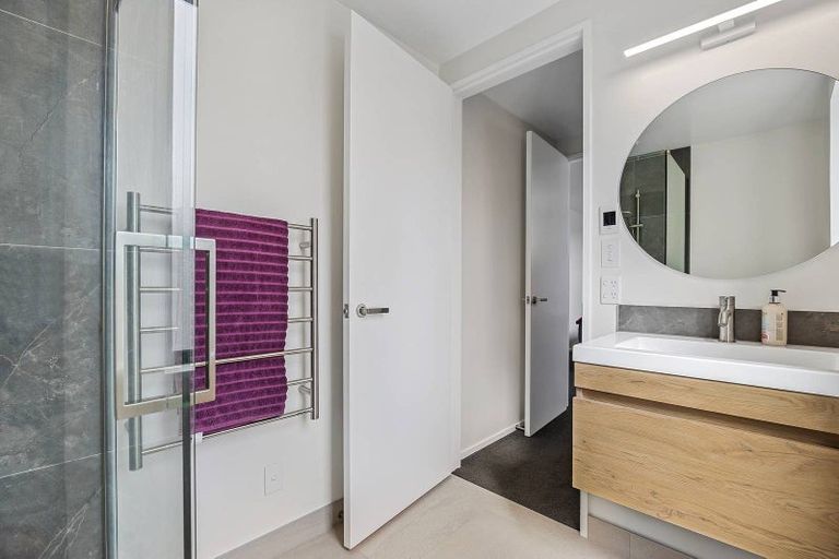 Photo of property in 4/10 Bishop Street, St Albans, Christchurch, 8014