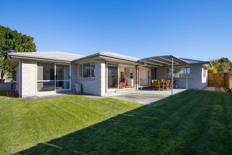 Photo of property in 14b Carisbrooke Street, Katikati, 3129