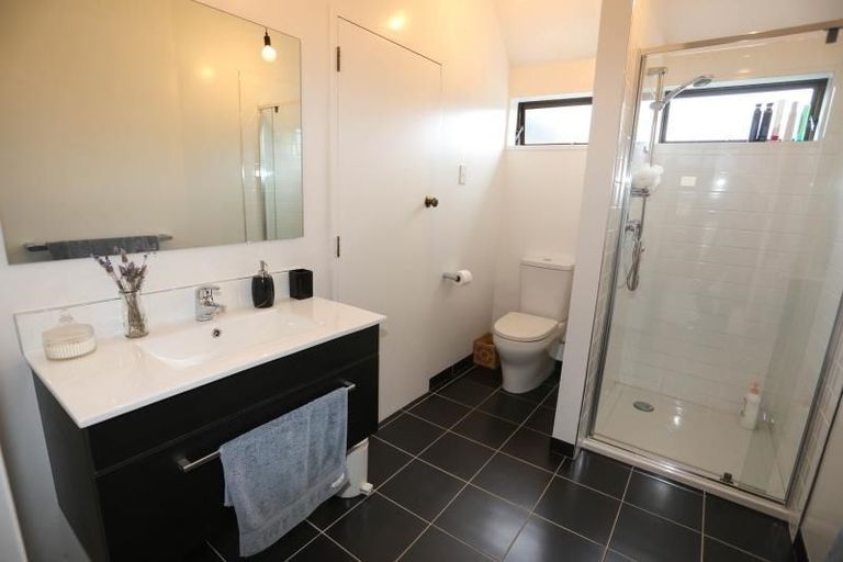 Photo of property in 11 Swithland Place, Avonhead, Christchurch, 8042