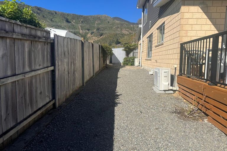 Photo of property in 255 Waikawa Road, Waikawa, Picton, 7220