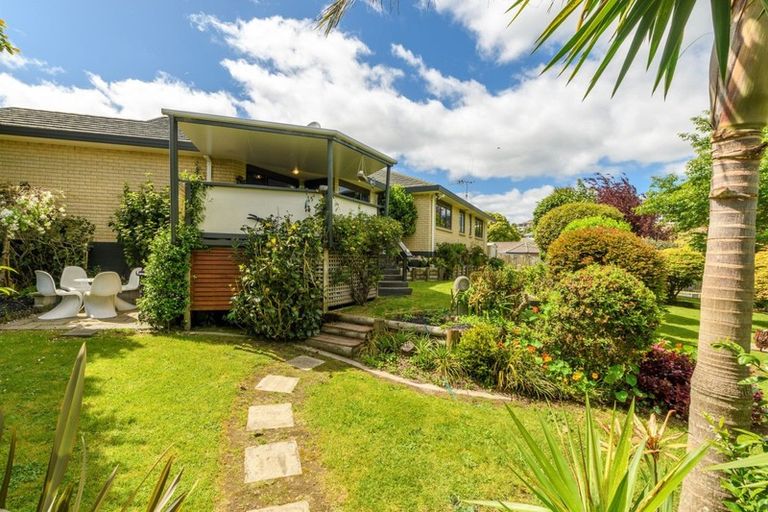 Photo of property in 70 Oteki Park Drive, Welcome Bay, Tauranga, 3112