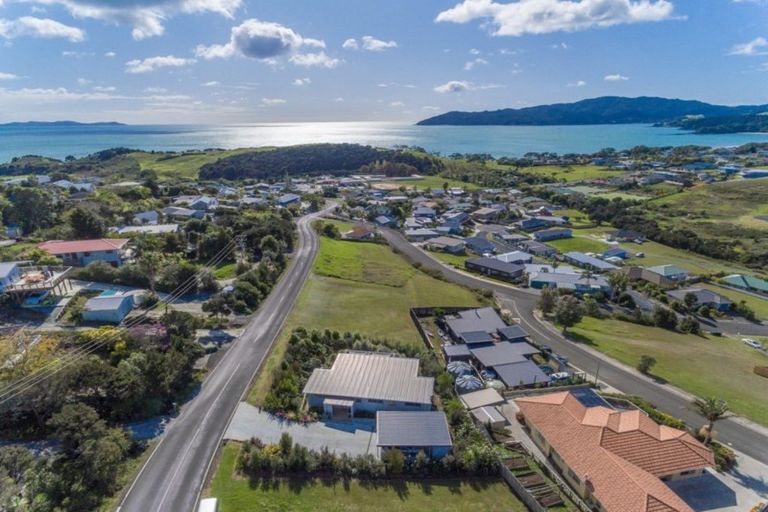 Photo of property in 32 Cable Bay Block Road, Cable Bay, 0420