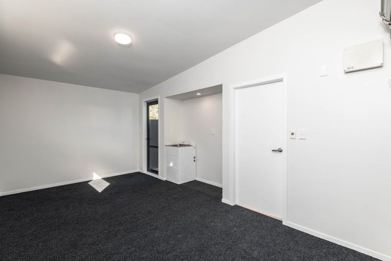 Photo of property in 24b Main Road, Titahi Bay, Porirua, 5022