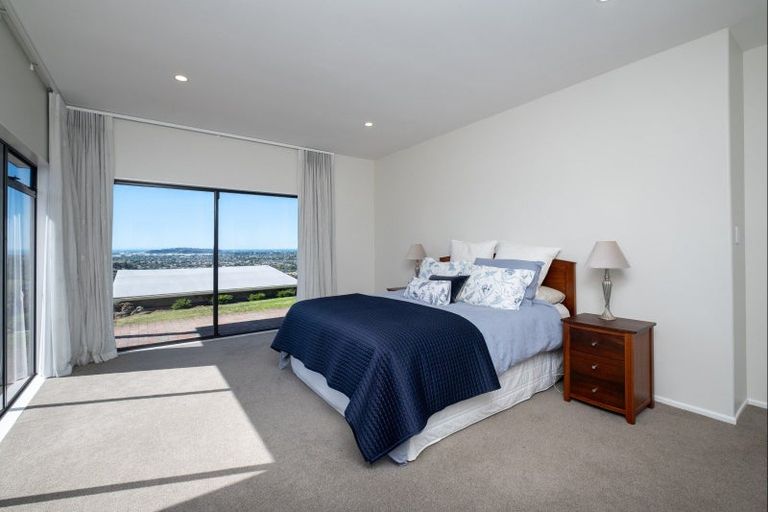 Photo of property in 124 Puketapu Road, Taradale, Napier, 4112