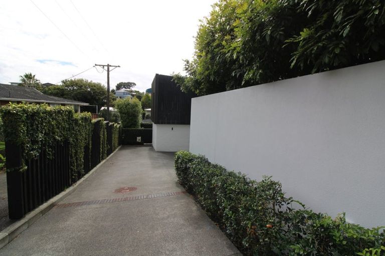 Photo of property in 19b Hart Road, Hauraki, Auckland, 0622