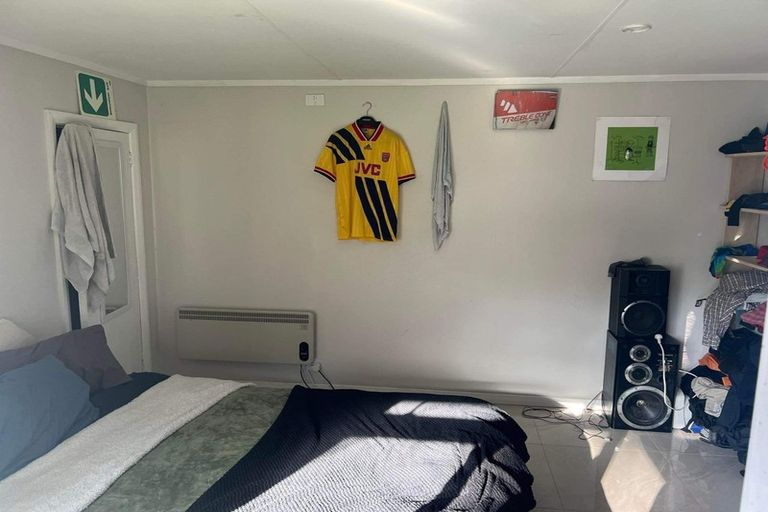 Photo of property in 52 Chamberlain Road, Karori, Wellington, 6012