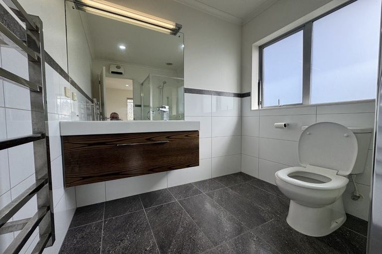 Photo of property in 9 Bellagio Way, Flat Bush, Auckland, 2019