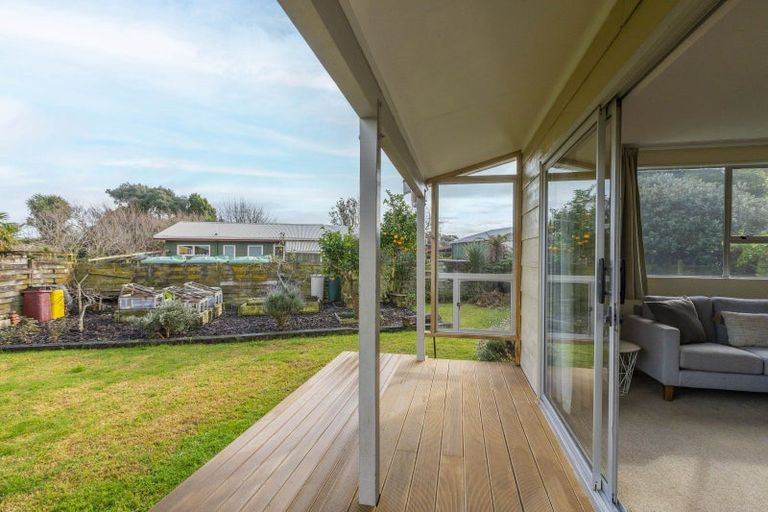 Photo of property in 5 Larch Grove, Paraparaumu, 5032