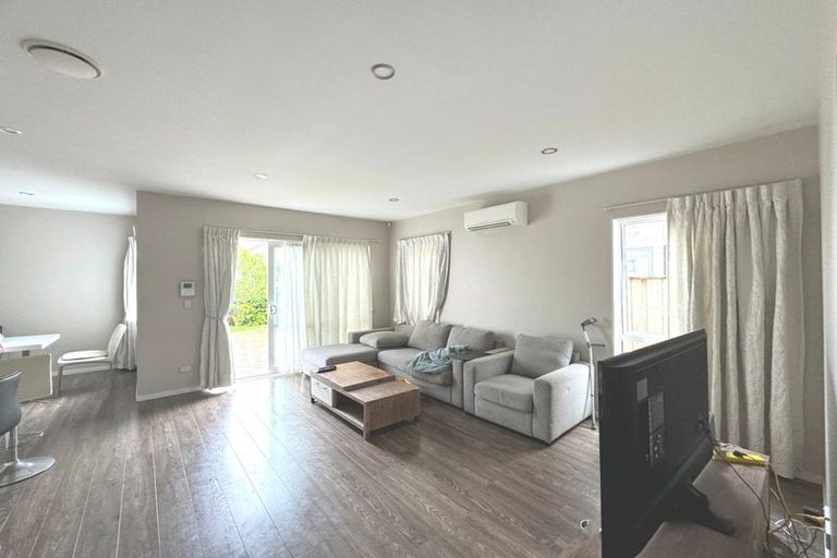 Photo of property in 59 Rosewell Crescent, Flat Bush, Auckland, 2019