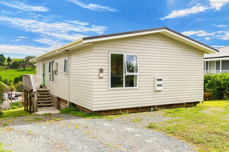 Photo of property in 15 Ash Grove, Maungaturoto, 0520