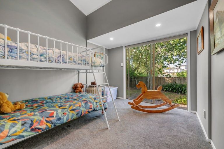 Photo of property in 16 Grove Lane, Pakuranga, Auckland, 2010