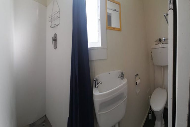 Photo of property in 13 Hall Street, Newtown, Wellington, 6021