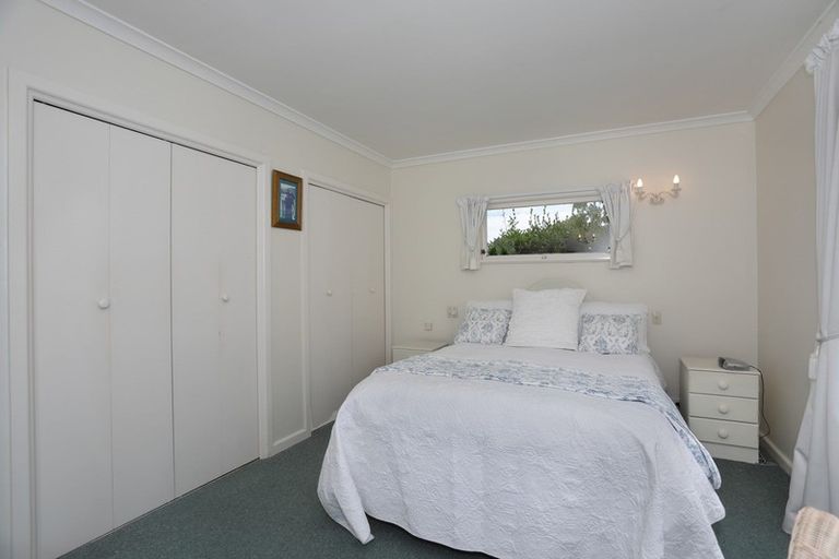 Photo of property in 26 Oxford Street, Marton, 4710