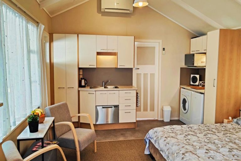 Photo of property in 24 Bracken Street, Petone, Lower Hutt, 5012