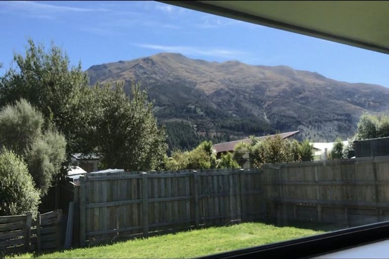 Photo of property in 9 Teal Place, Lake Hawea, 9382