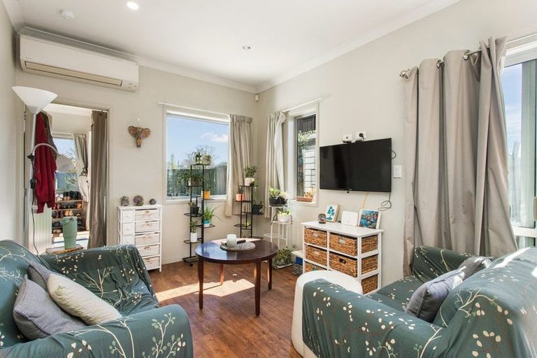 Photo of property in 41 Ngarimu Street, Avonside, Christchurch, 8061