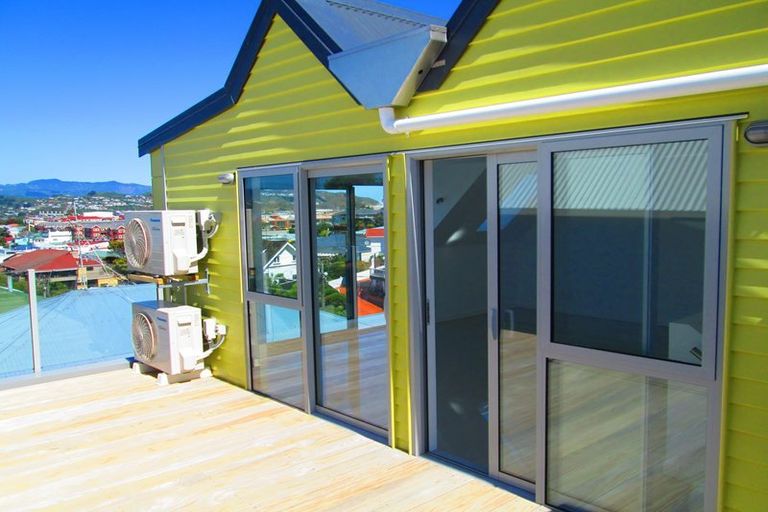 Photo of property in 8 Bourke Street, Kilbirnie, Wellington, 6022