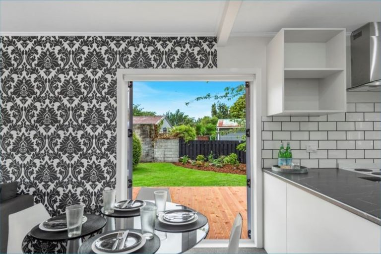 Photo of property in 4 Panair Crescent, Hillcrest, Hamilton, 3216