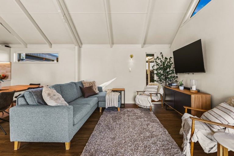 Photo of property in 4 Bowen Place, Tamatea, Napier, 4112