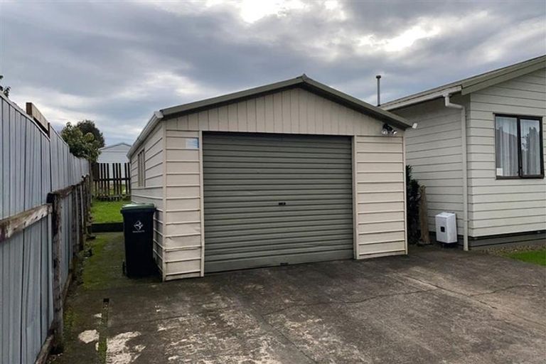 Photo of property in 2/935 Cameron Road, Gate Pa, Tauranga, 3112
