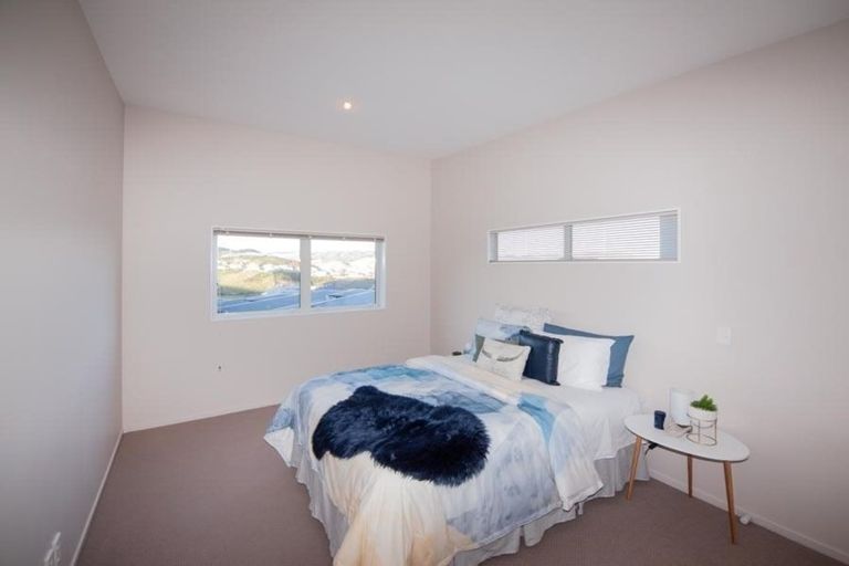 Photo of property in 36f Erlestoke Crescent, Churton Park, Wellington, 6037