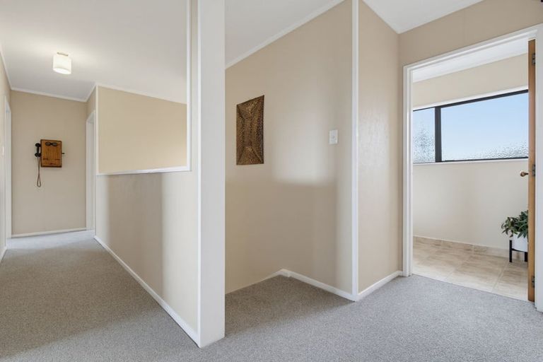 Photo of property in 1 Te Ana Place, Lynmore, Rotorua, 3010