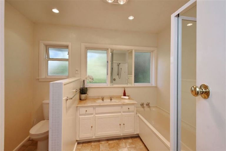 Photo of property in 8 Parkinson Place, Ilam, Christchurch, 8041