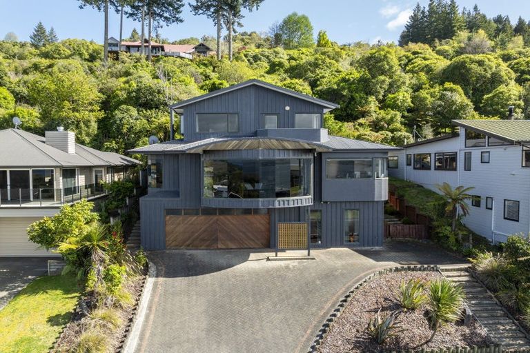 Photo of property in 82 Wakeman Road, Acacia Bay, Taupo, 3330