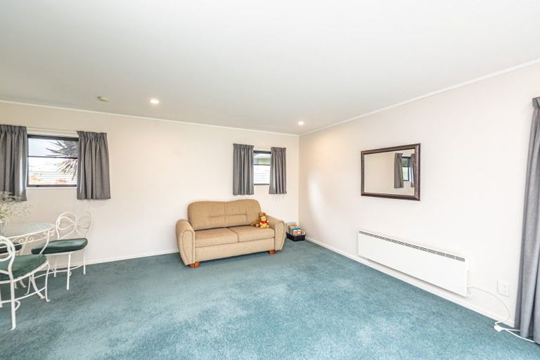 Photo of property in 15 Willow Place, Aramoho, Whanganui, 4500