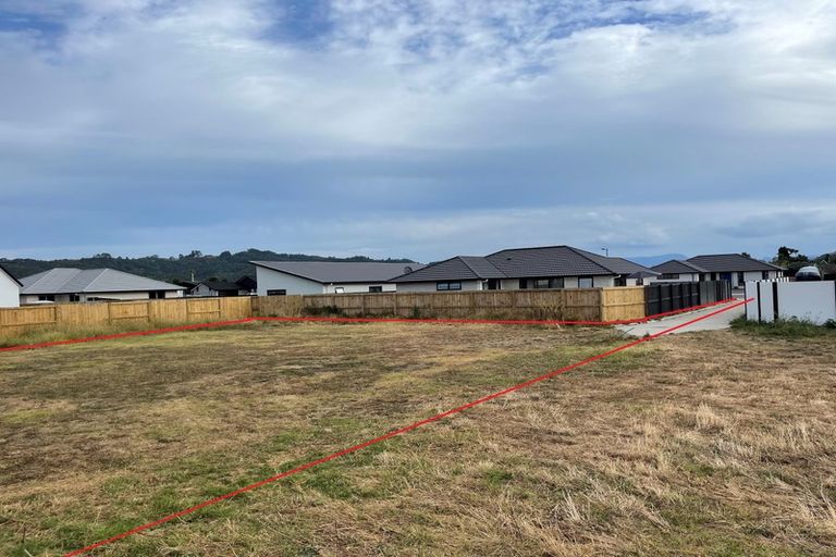 Photo of property in 10 Palm Drive, Whitianga, 3510